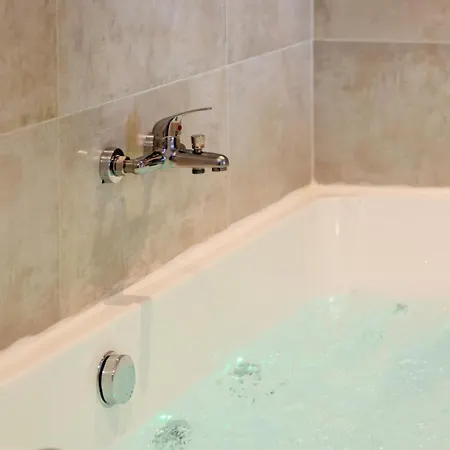 Eveil 4 Le Refuge Lumiere Sous Les Toits De